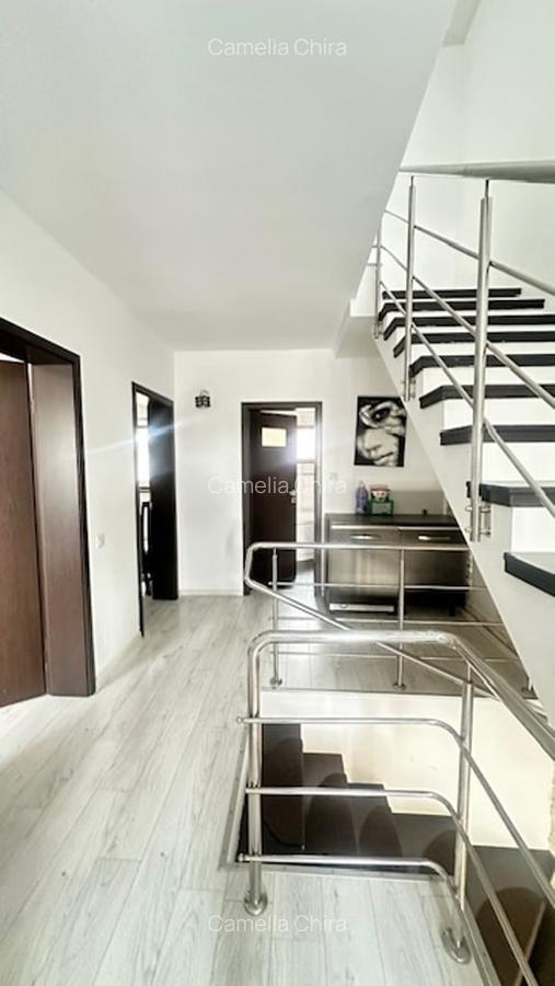 Casă cu 5 camere în Exterior Vest - 13