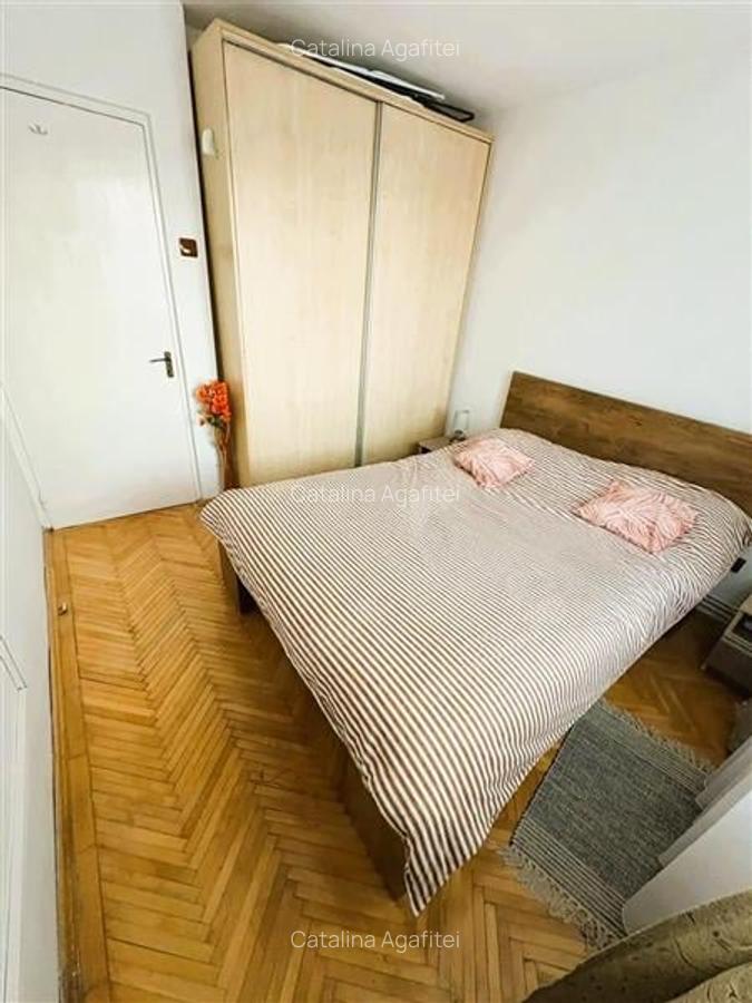 Apartament cu 2 camere semidecomandat, mobilat în Florilor - 4