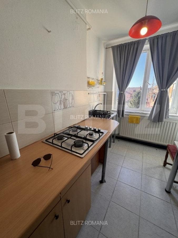 Apartament cu 2 camere, 44 mp, zona Piata 700 - 6