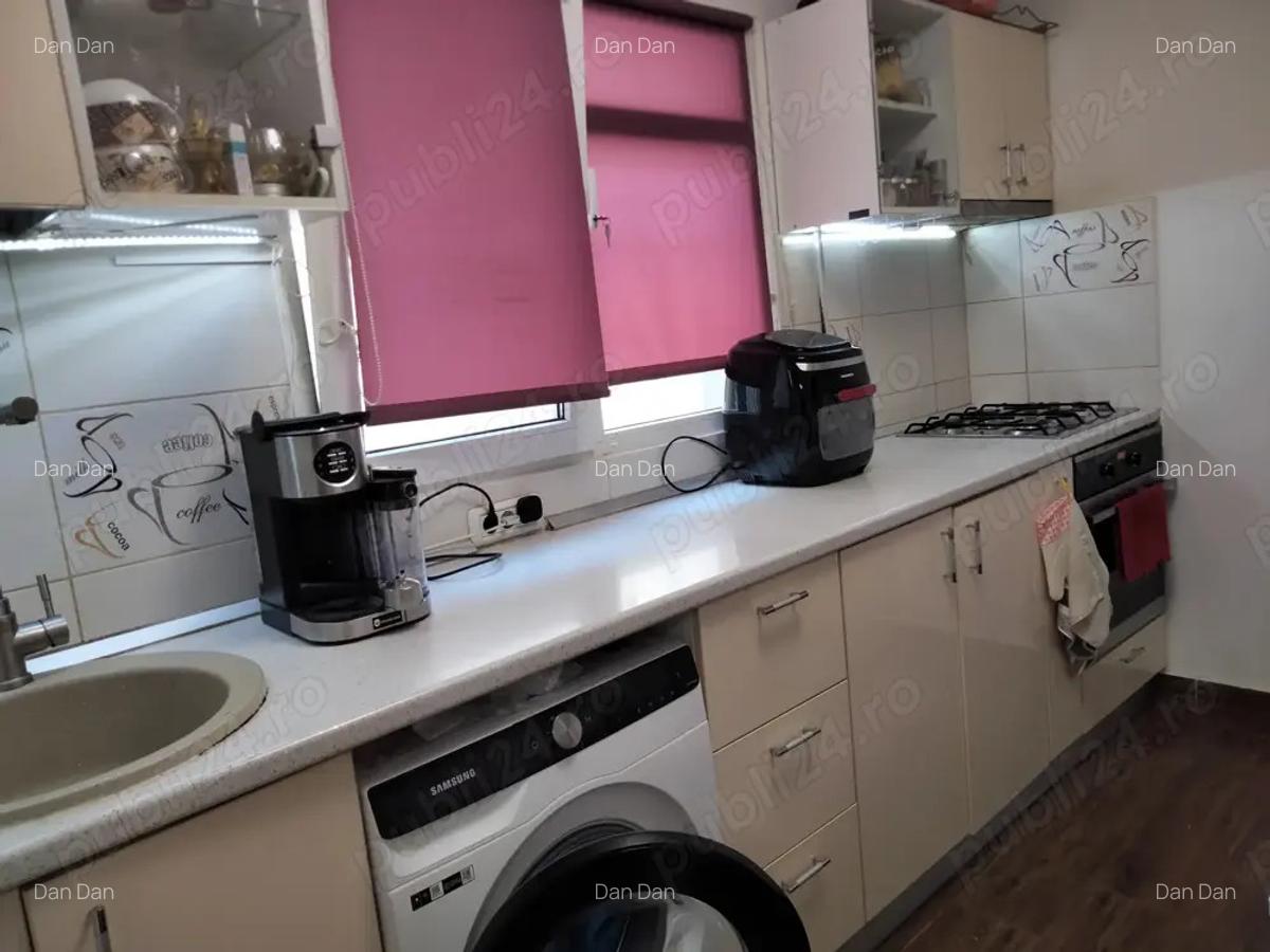 Vand apartament 2 camere - 2