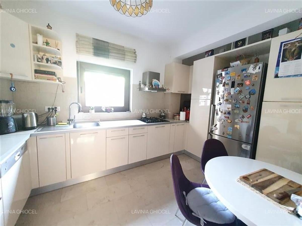 Bucurestii Noi- Vila  cocheta, mobilata-utilata, gradina amenajata - 11