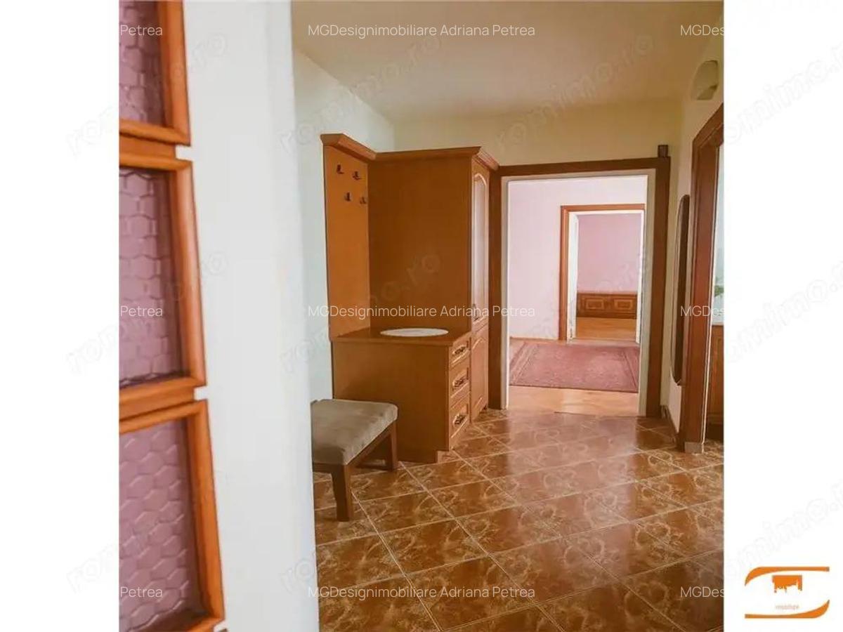 3 camere zona Tipografilor etaj 3 - 9
