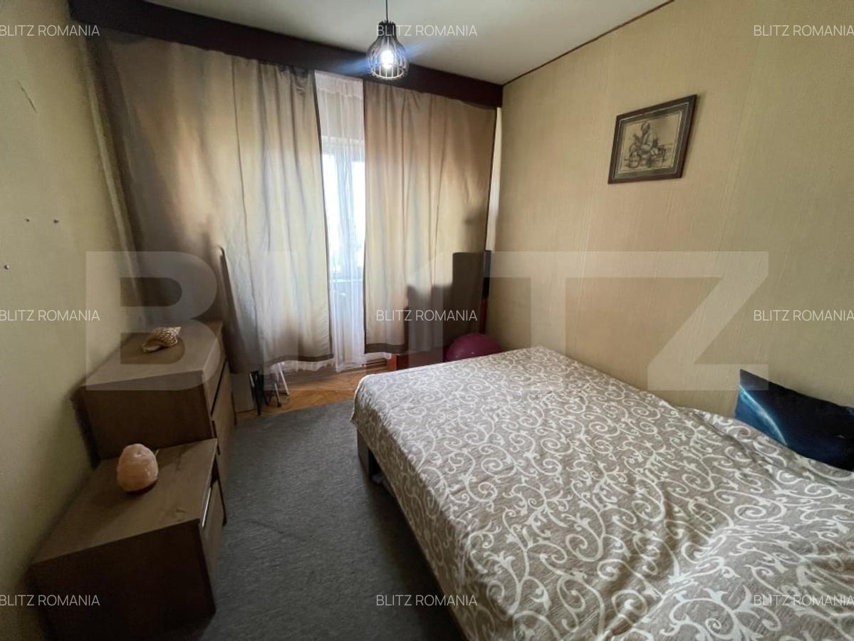 Apartament de vanzare, cu 3 camere, decomandat, 87 mp, zona Gara - 7