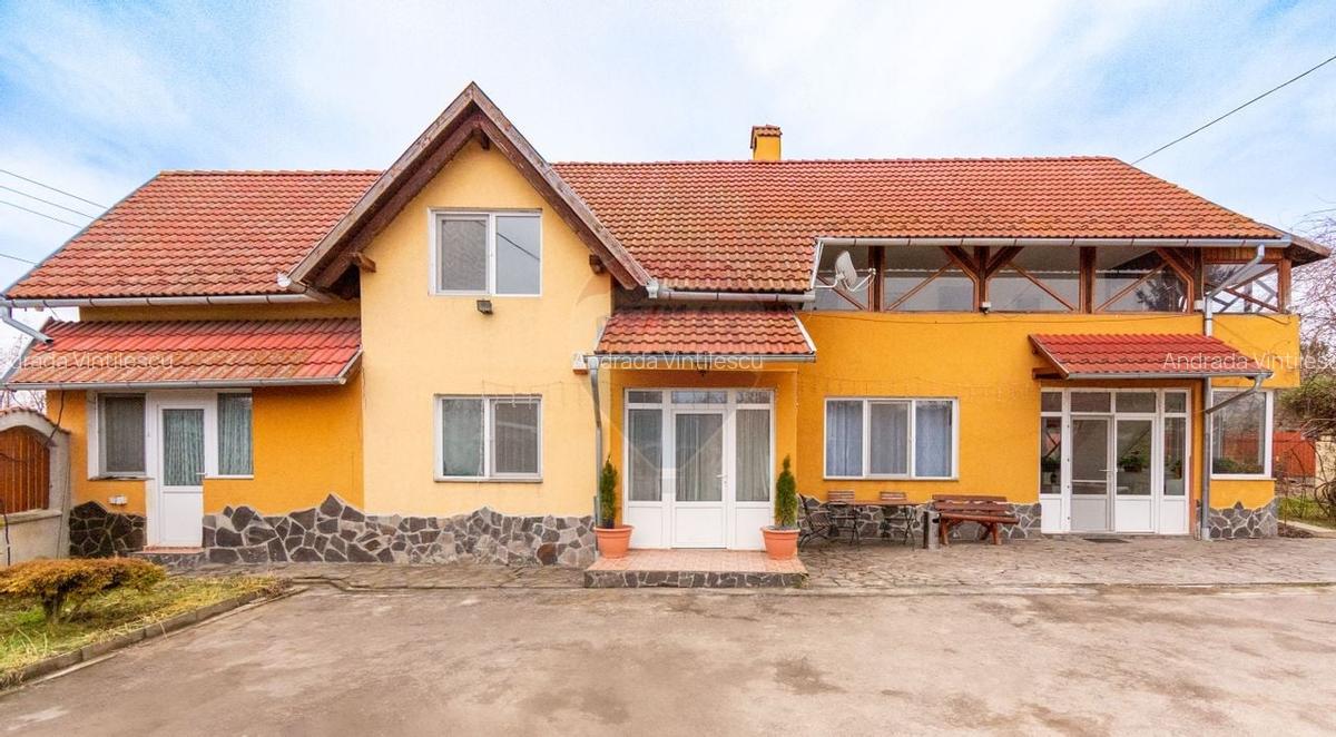 Proprietate completa cu 5 dormitoare, foisor, sauna, garaj si gradina - 3