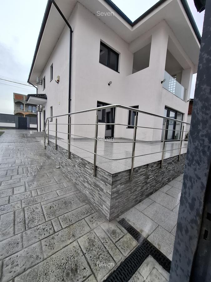 EXCLUSIV! Vila moderna P+1-Costinesti - Golful Francez-320.000 euro negociabil - 12
