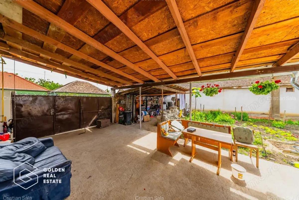 Casa la cheie, situata in orasul Pecica - 17