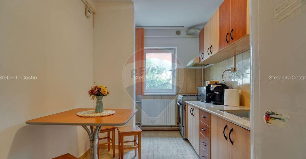Apartament cu 3 camere de vanzare in zona Central - 3