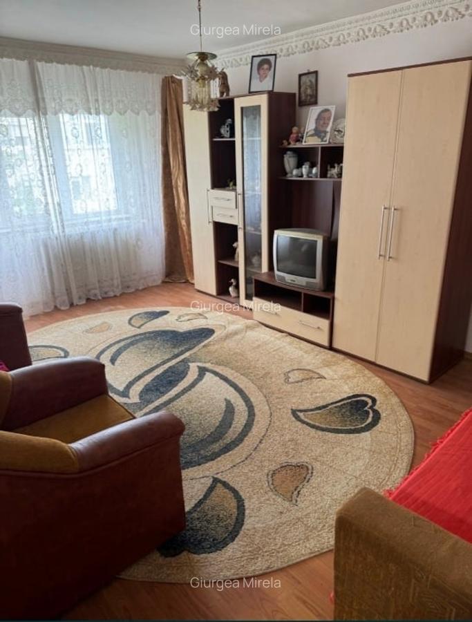 Apartament 3 camere decomandate - 1