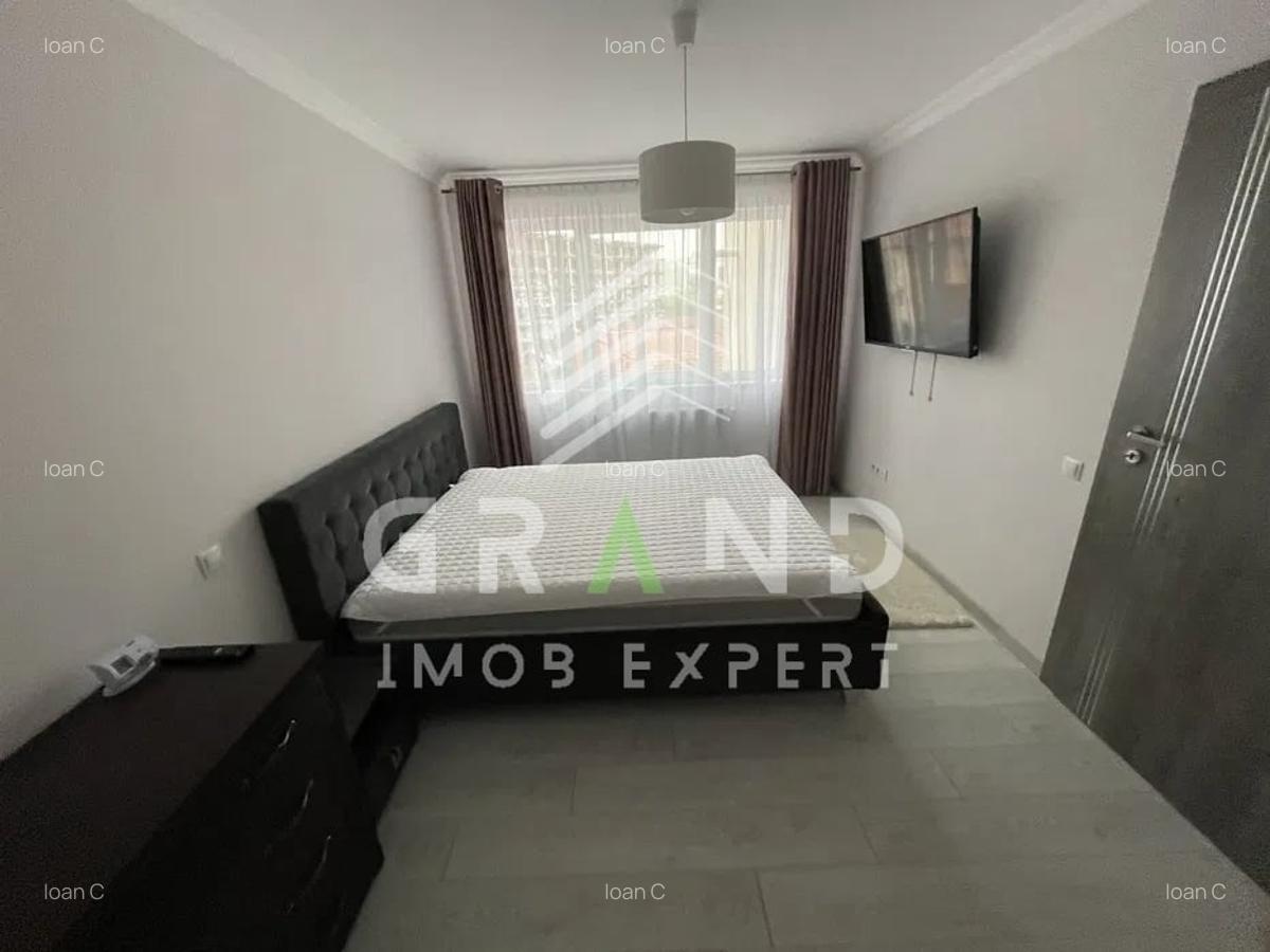 Apartament cu 3 camere semidecomandat în Dâmbul Rotund - 5