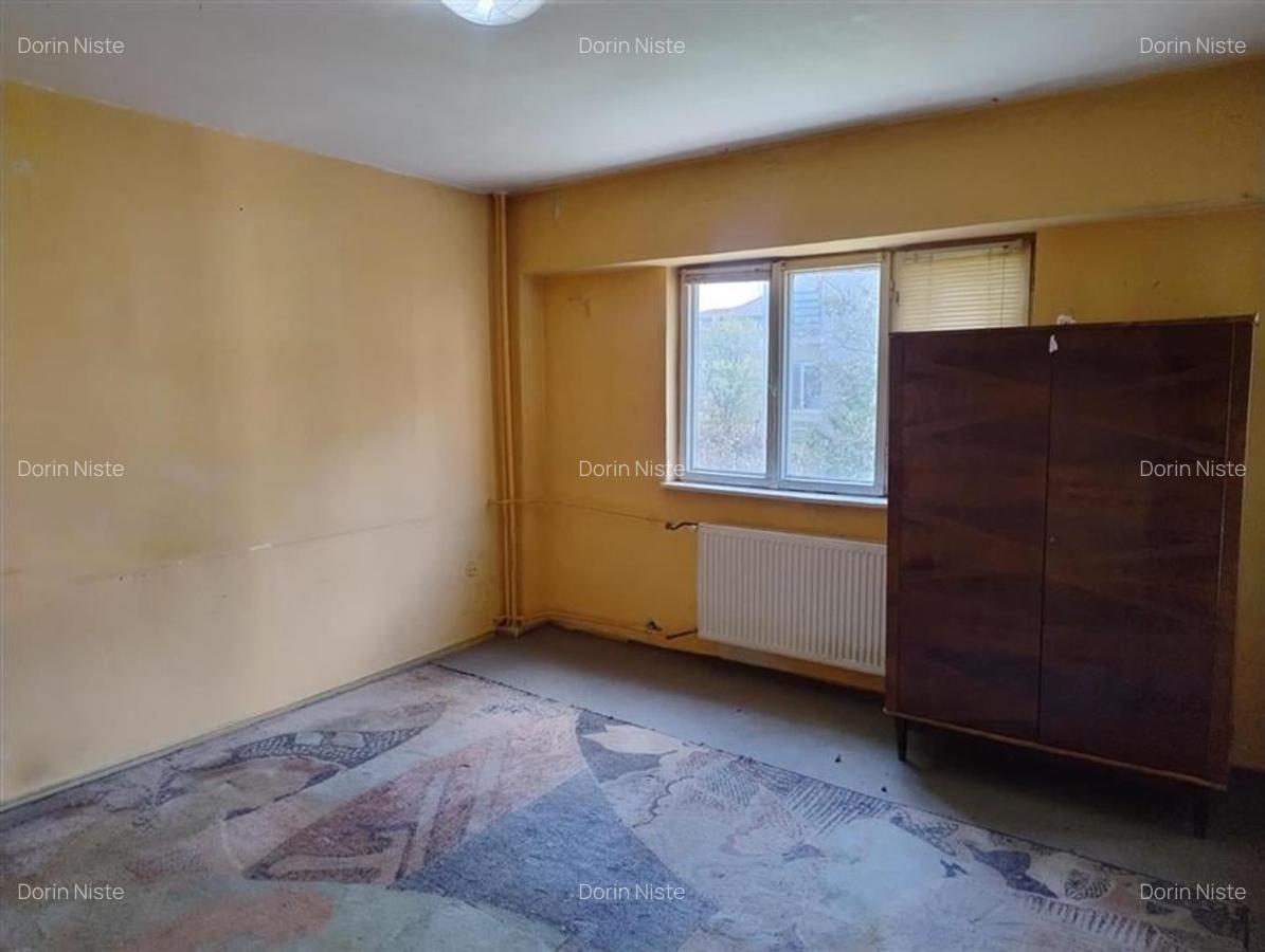 Garsonieră decomandată în Rogerius - 1
