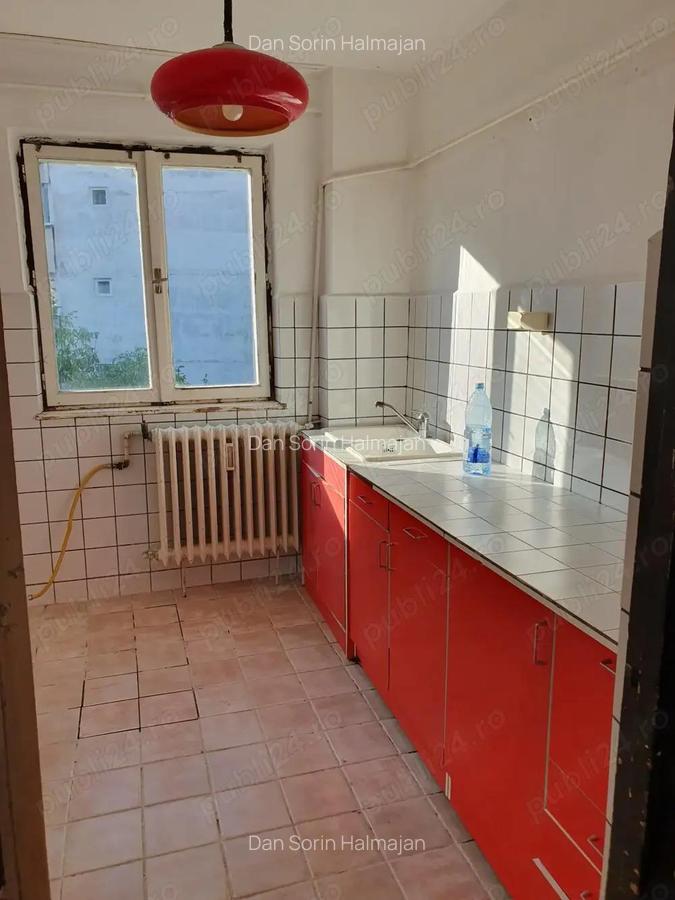 Oferim spre vanzare 2 camere zona Circumvalatiunii langa Mall - 3