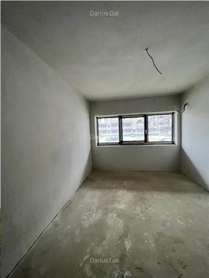 Apartament cu 3 camere decomandat în Sânmartin - 13