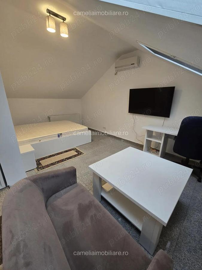 Garsoniera, 50mp, centrala, loc parcare, intre metrou Gorjului si Pacii, str Apusului - 12