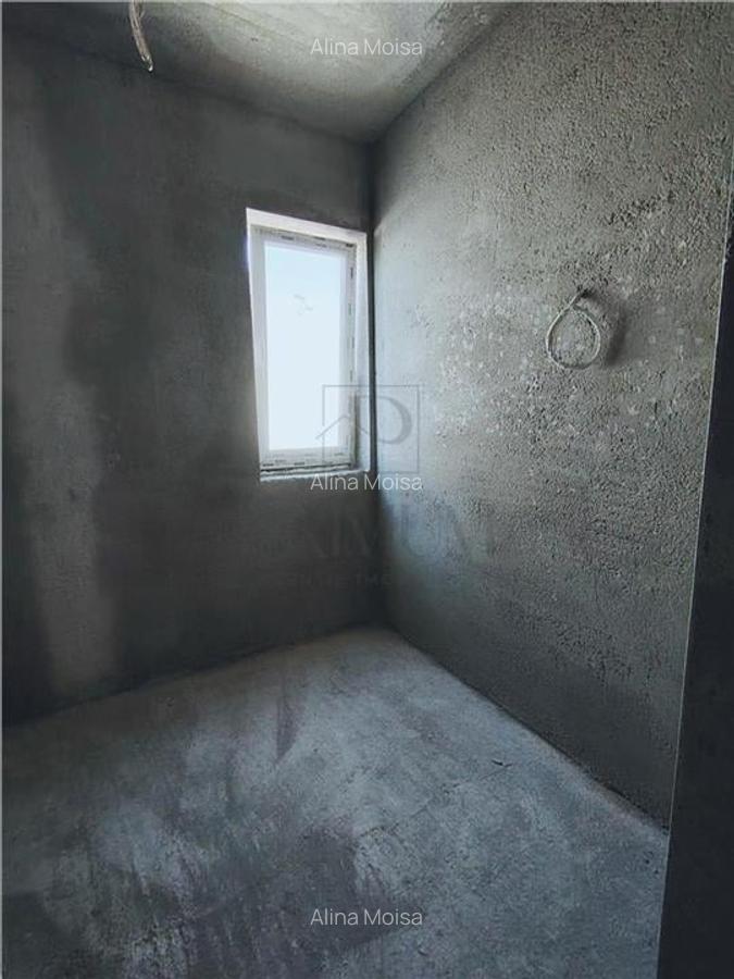 Duplex 5 camere - bucatarie inchisa - dormitor la parter - terasa mare - 5