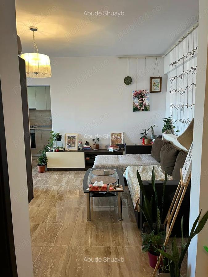 Inchiriez studio cu centrala propie - 2