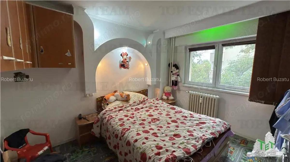 Apartament 3 camere 2 bai bloc 1984 zona metrou 1 Decembrie 1918 - 5