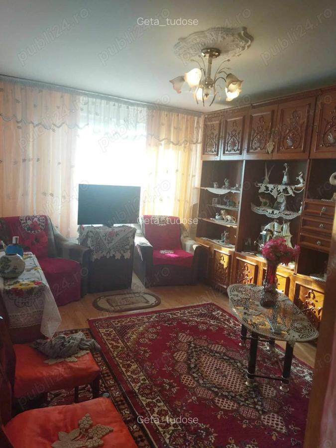 Apartament de vanzare 3 camere - 1