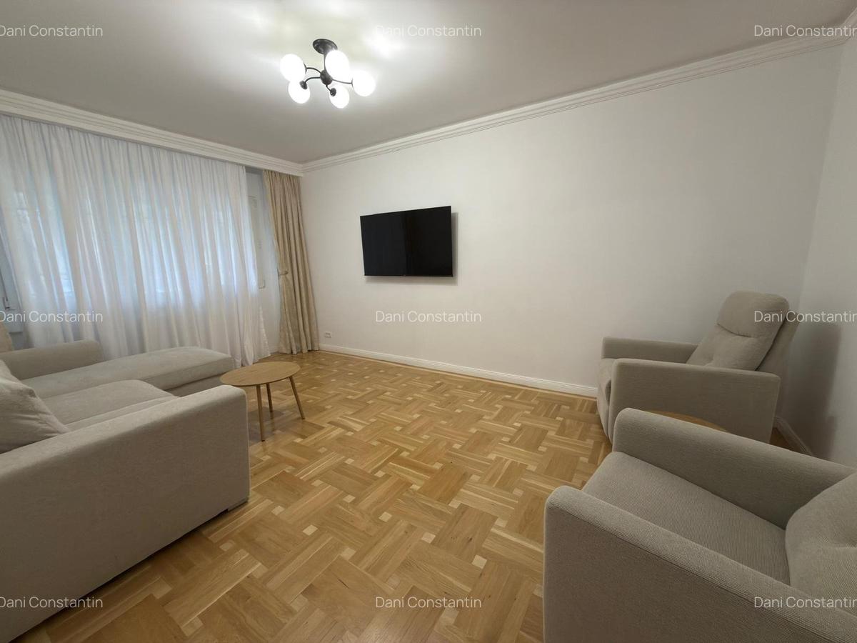 Apartament 4 camere renovat, 10 min Costin Georgian, str. Bodesti, nr. 2 - 7