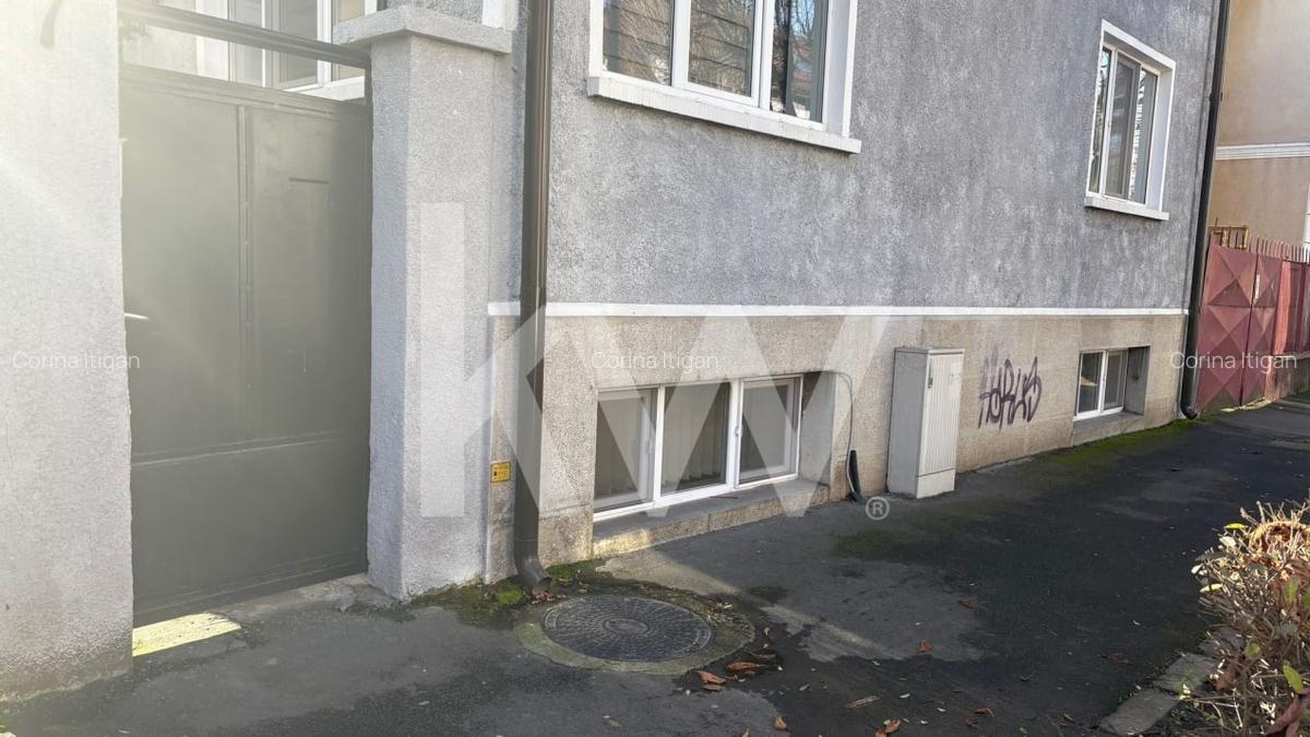 De inchiriat, apartament la casa, cu 3 camere, pretabil pentru afacere! - 2