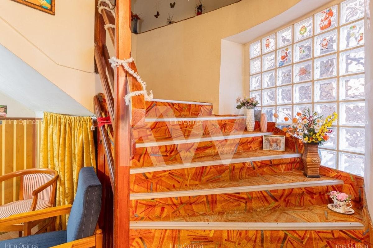 Casă cu 9 camere în Haltă - 9