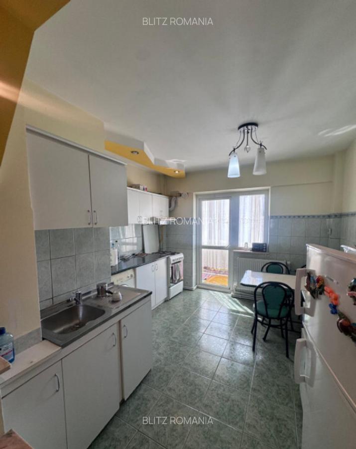 Apartament 2 camere, central , Radauti - 7