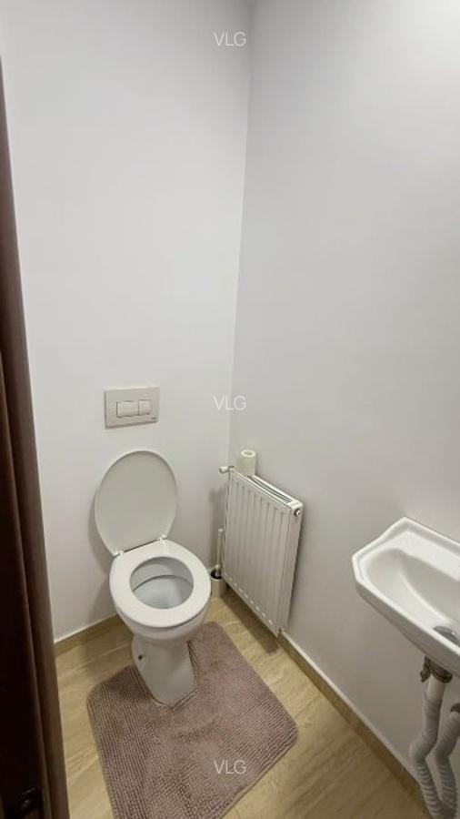 Apartament cu 3 camere decomandat în Sisești - 13