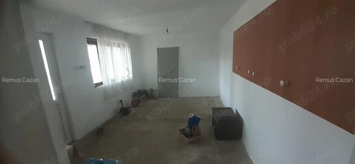 Casa centrala in Baicoi 166 mp locuin?a, 505 mp teren, vie ?i pomi fructiferi - 9