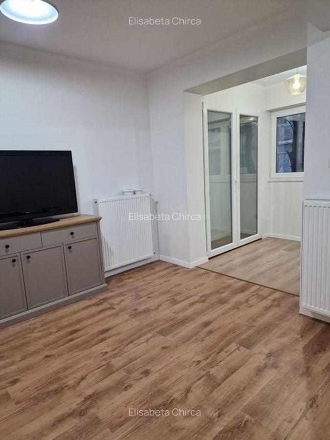 Zona Eroii Revolutiei  Brancoveanu  38 mp bloc nou mobilata parcare - 13