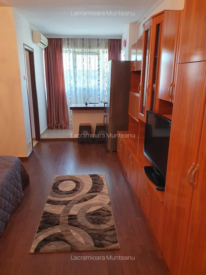 Iancului , Pantelimon , Piata Delfinului - 9