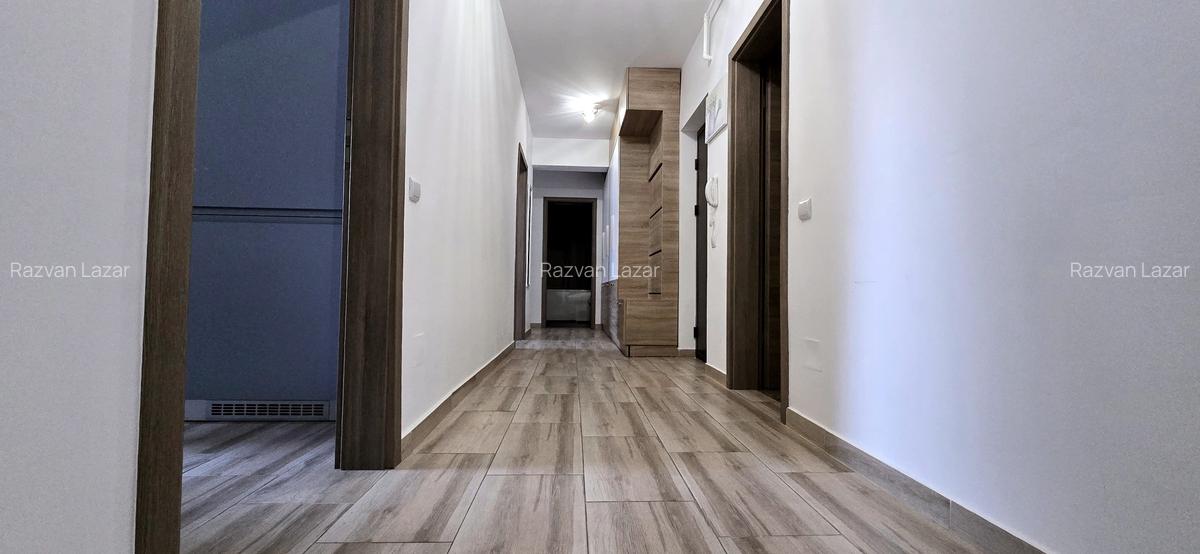Apartament cu 3 camere decomandat, mobilat în Apărătorii Patriei - 13
