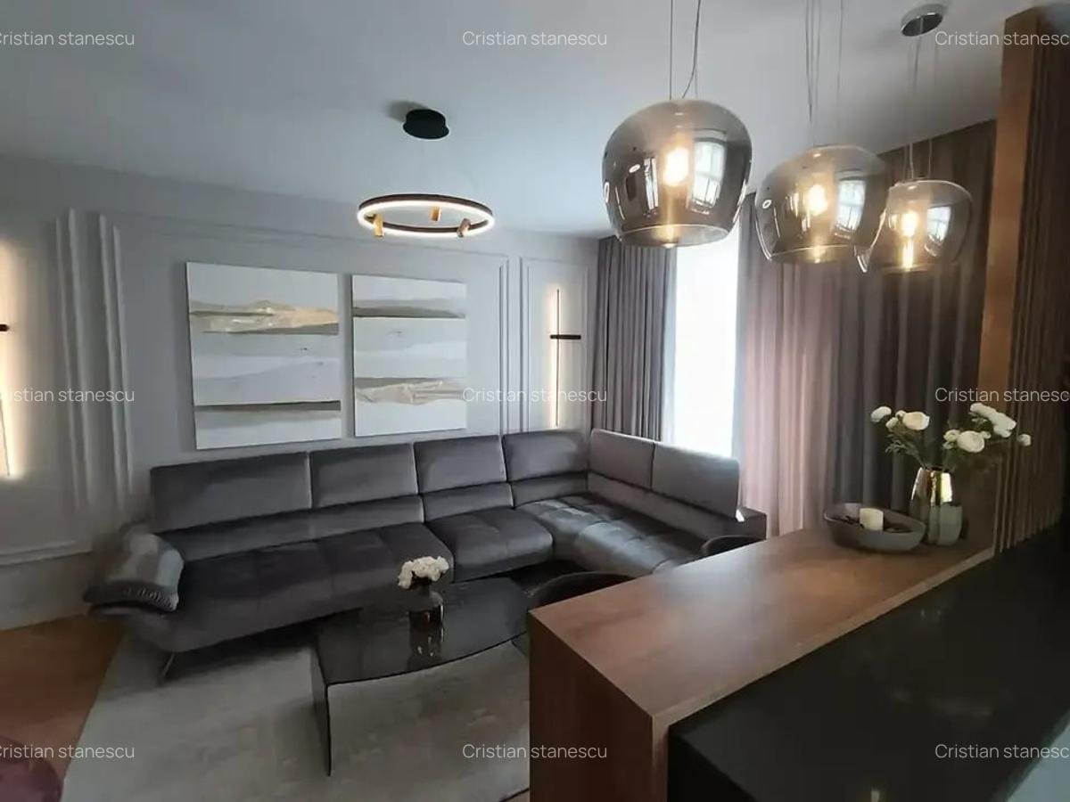 Apartament cu 2 camere decomandat în Băneasa - 1