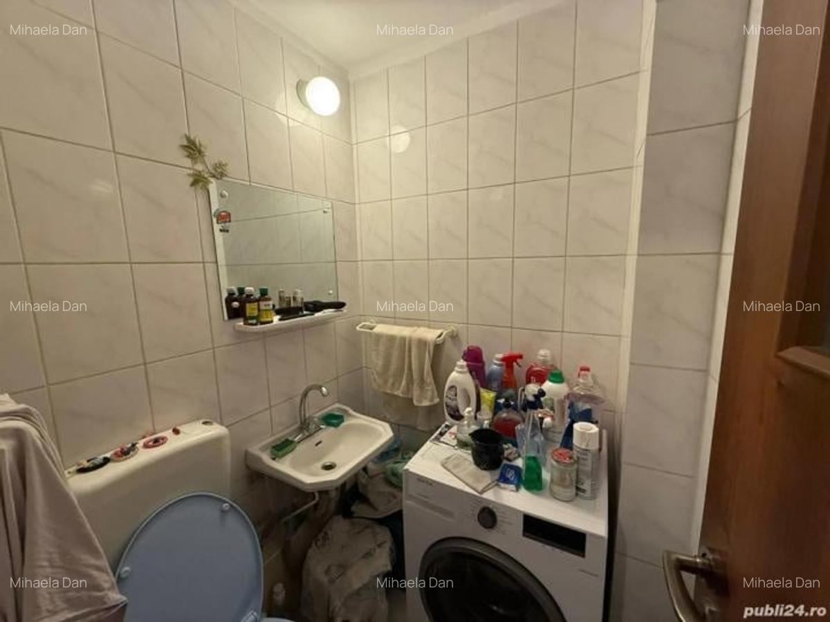 Apartament -3 camere -decomandat-Zona 13 Septembrie - 8