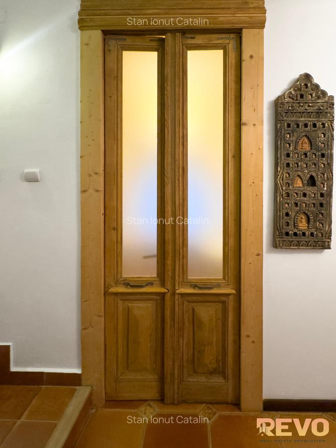 Popa Nan – Pache Protopopescu • Vilă P+1+M, curte proprie, 180mp - 10