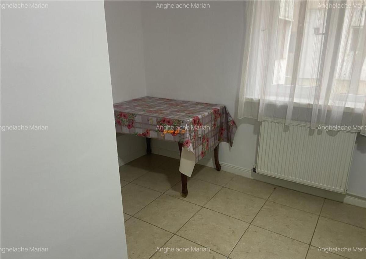 Apartament 2 camere , et 1/4 , ultracentral -Piata Moldovei - 10
