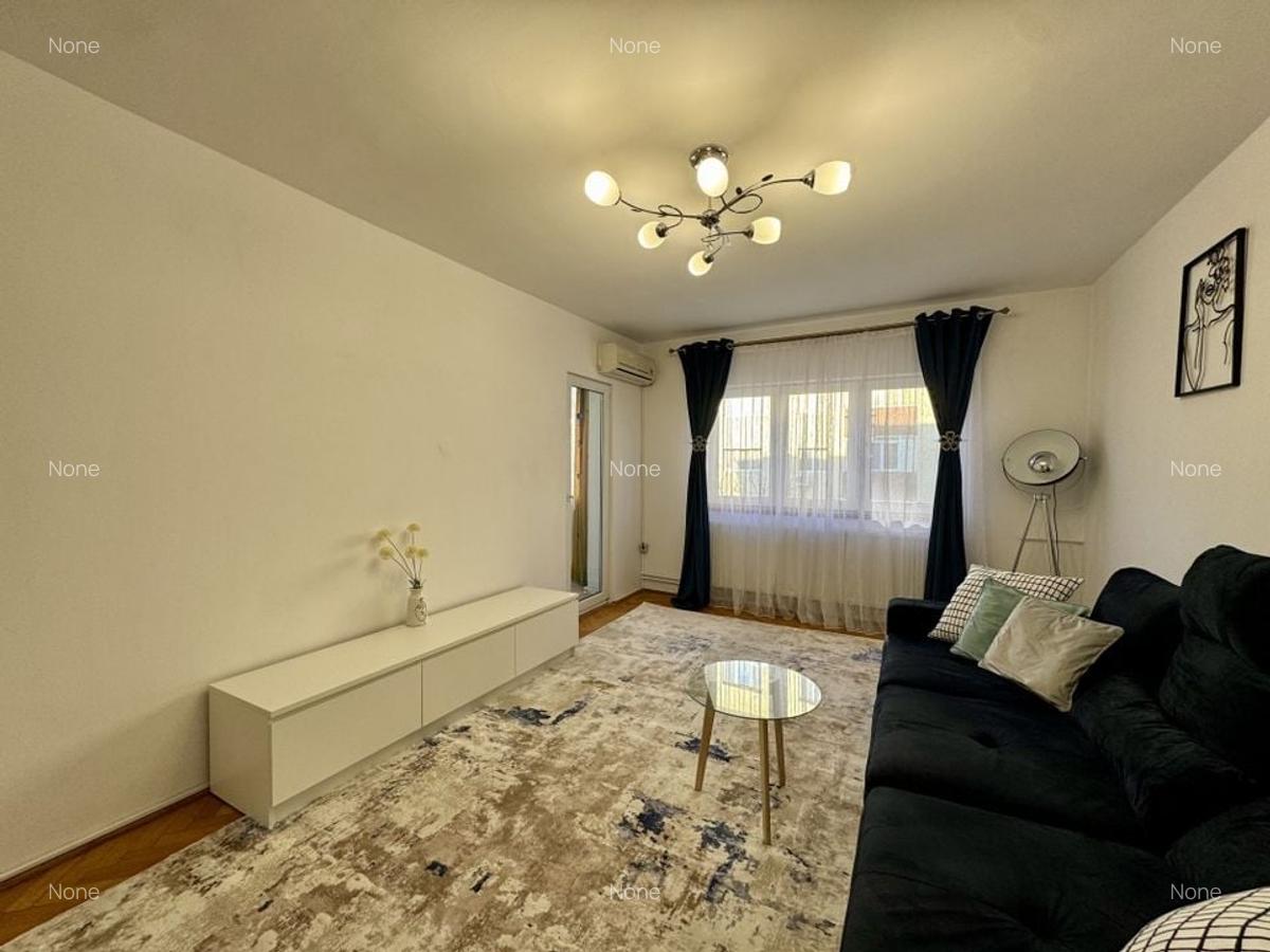 Apartament decomandat renovat cu 2 camere, zona Soarelui - 4