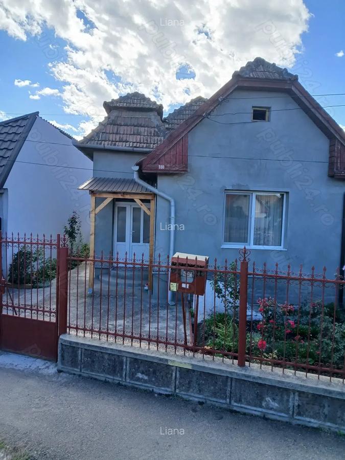 Casa de vanzare - 4 Casa de vanzare - 4