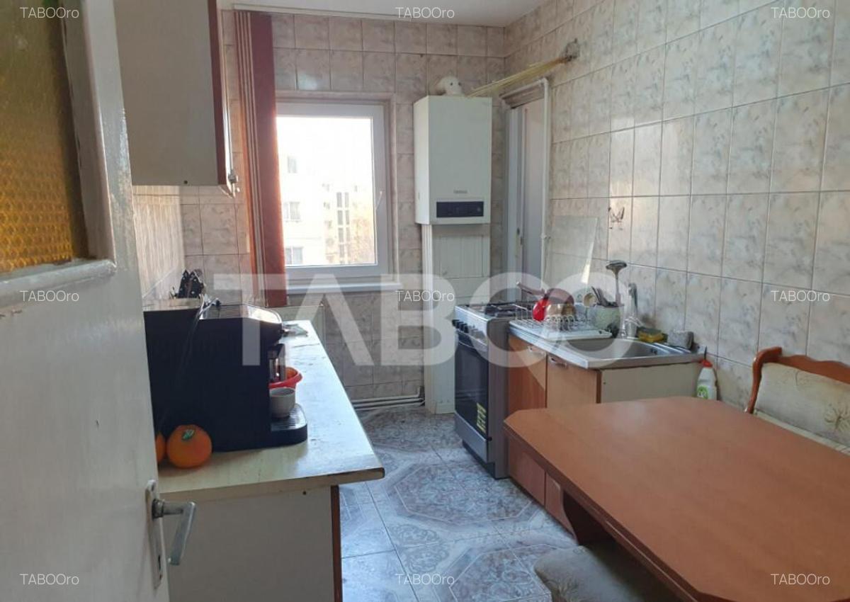 Apartament de inchiriat 4 camere 86 mp utili zona Bulevardul - 6