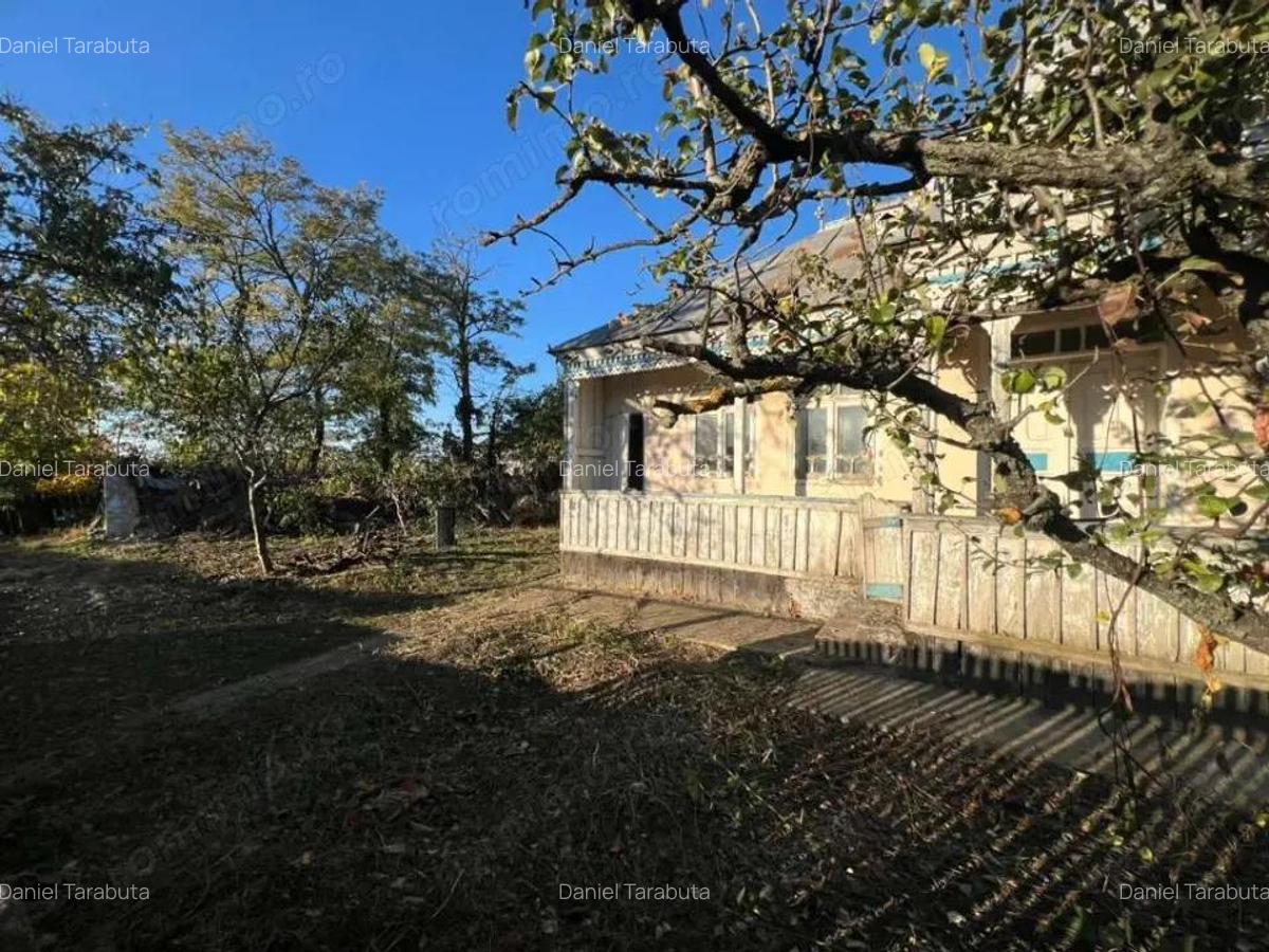 Casa strada principala 650m Horlesti Rediu - 1
