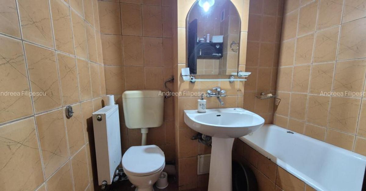 Apartament 3 camere, decomandat, Strada Victoriei - 2