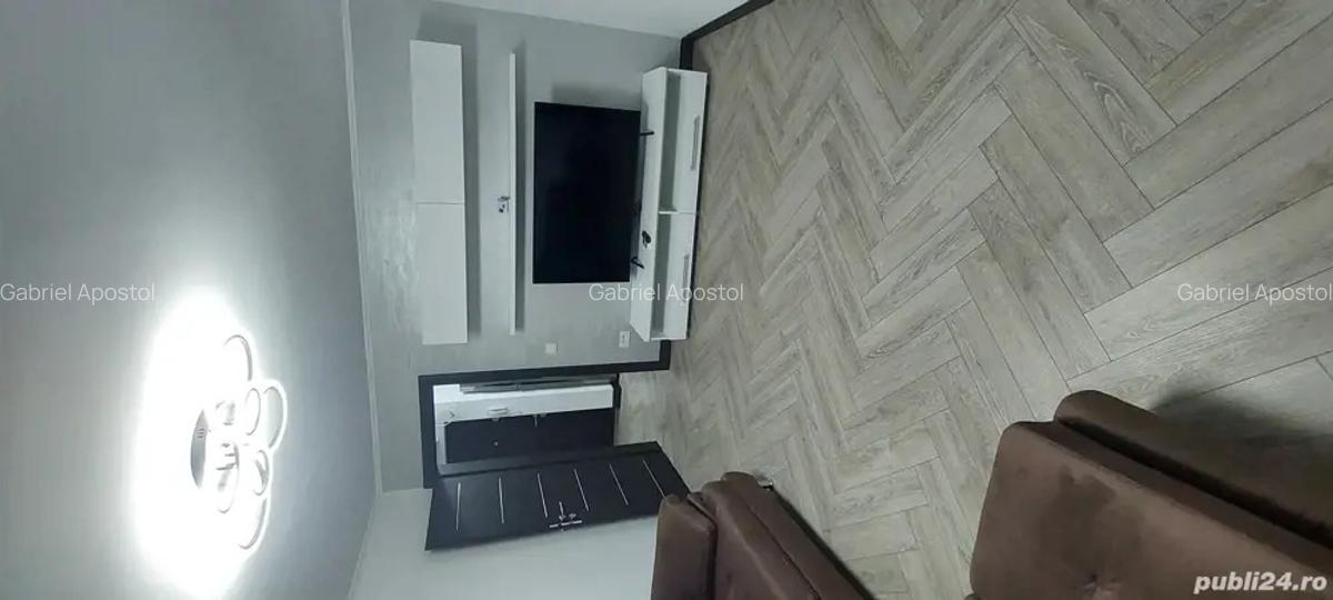 Oferim spre inchiriere un apartament spa?ios ?i select cu 3 camere - 5