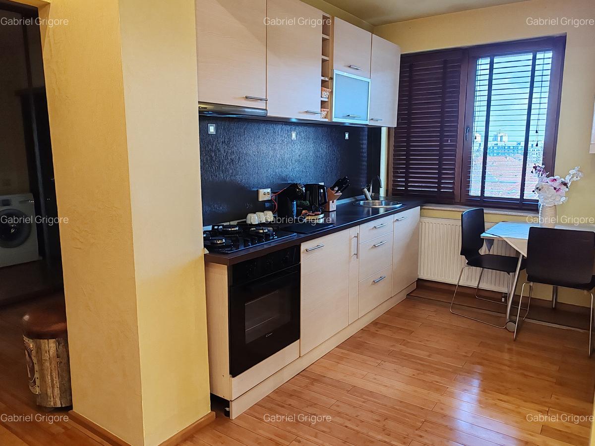 Apartament cu 3 camere semidecomandat, mobilat în Ultracentral - 8