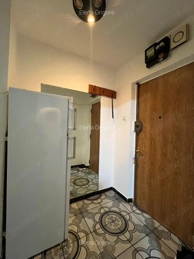 Apartament 2 camere semidecomandat Pia?a Progresul - 12