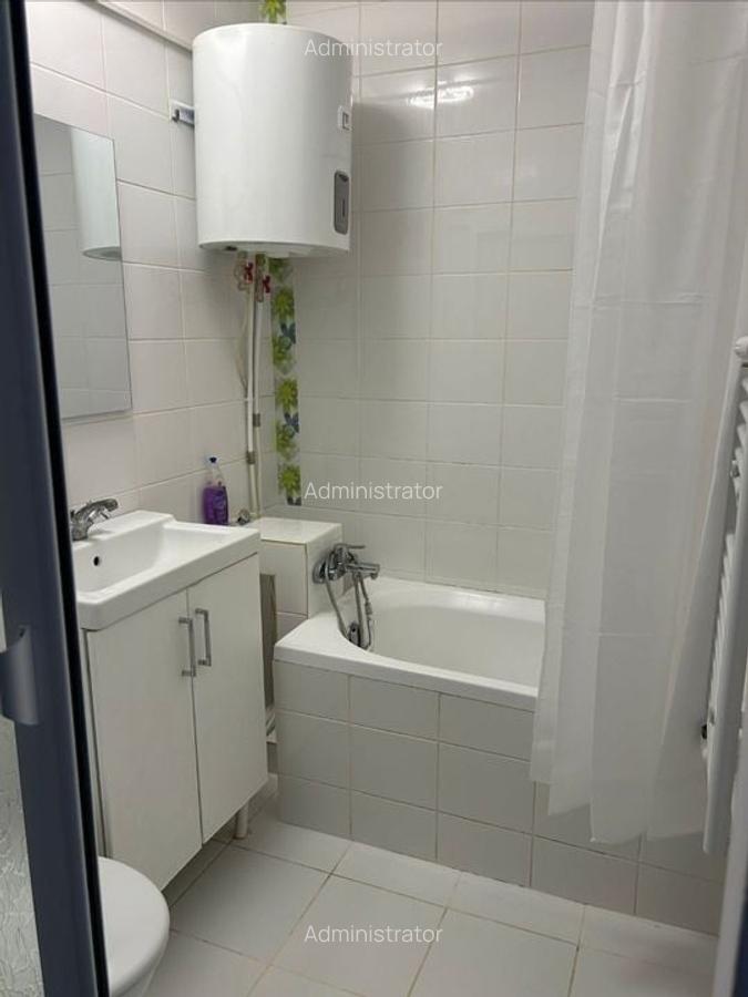 Garsoniera zona Trocadero - 7