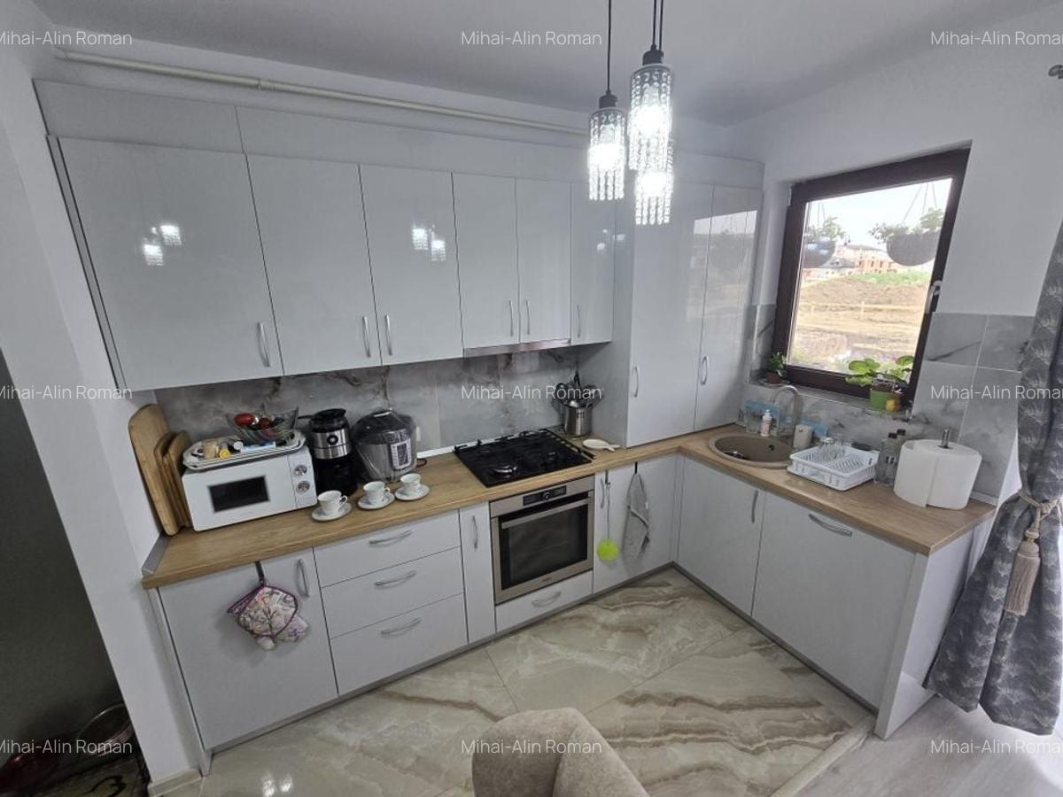 Apartament cu 3 camere decomandat, mobilat în Girocului - 6