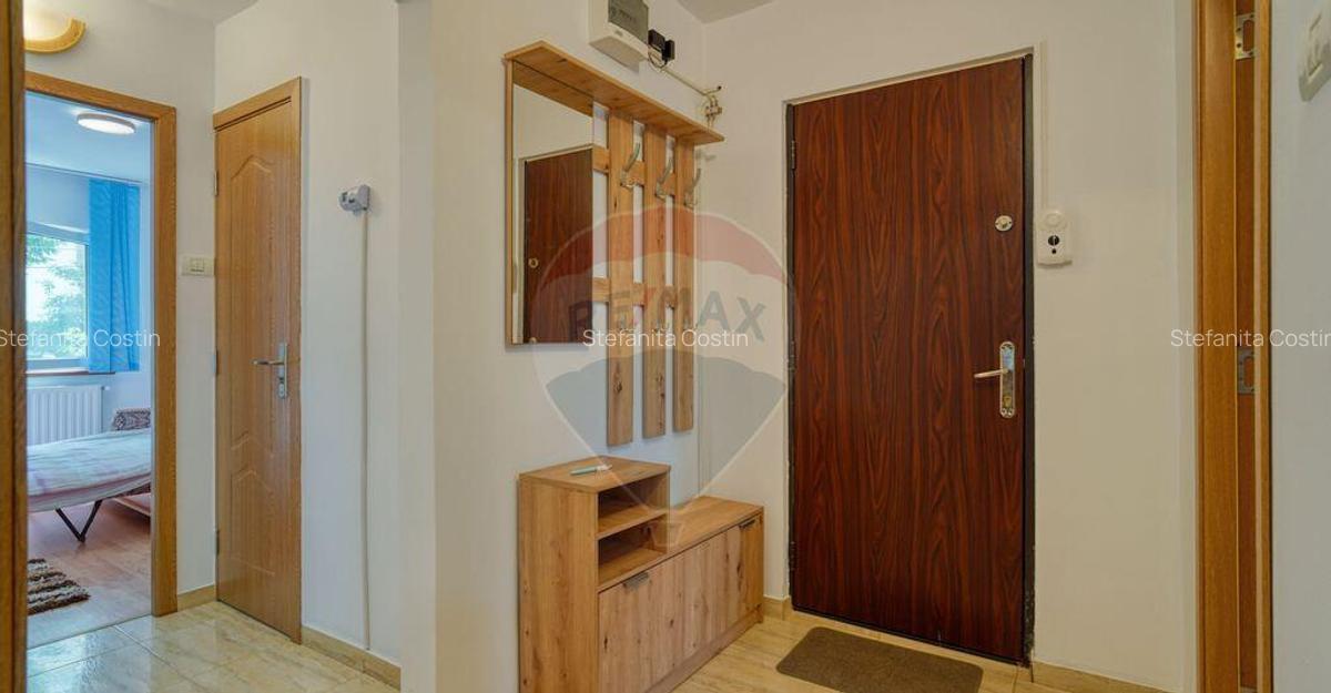 Apartament cu 3 camere de vanzare in zona Central - 2
