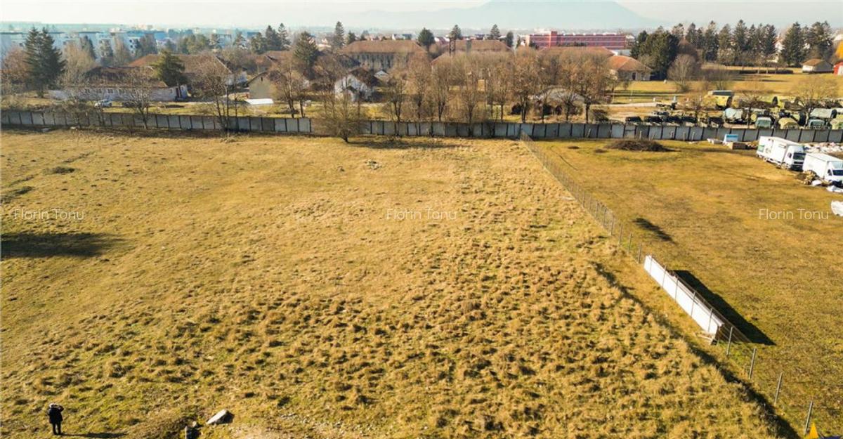 Teren intravilan, pe 3.500 mp, pozitie apreciabila, Grivitei - 4