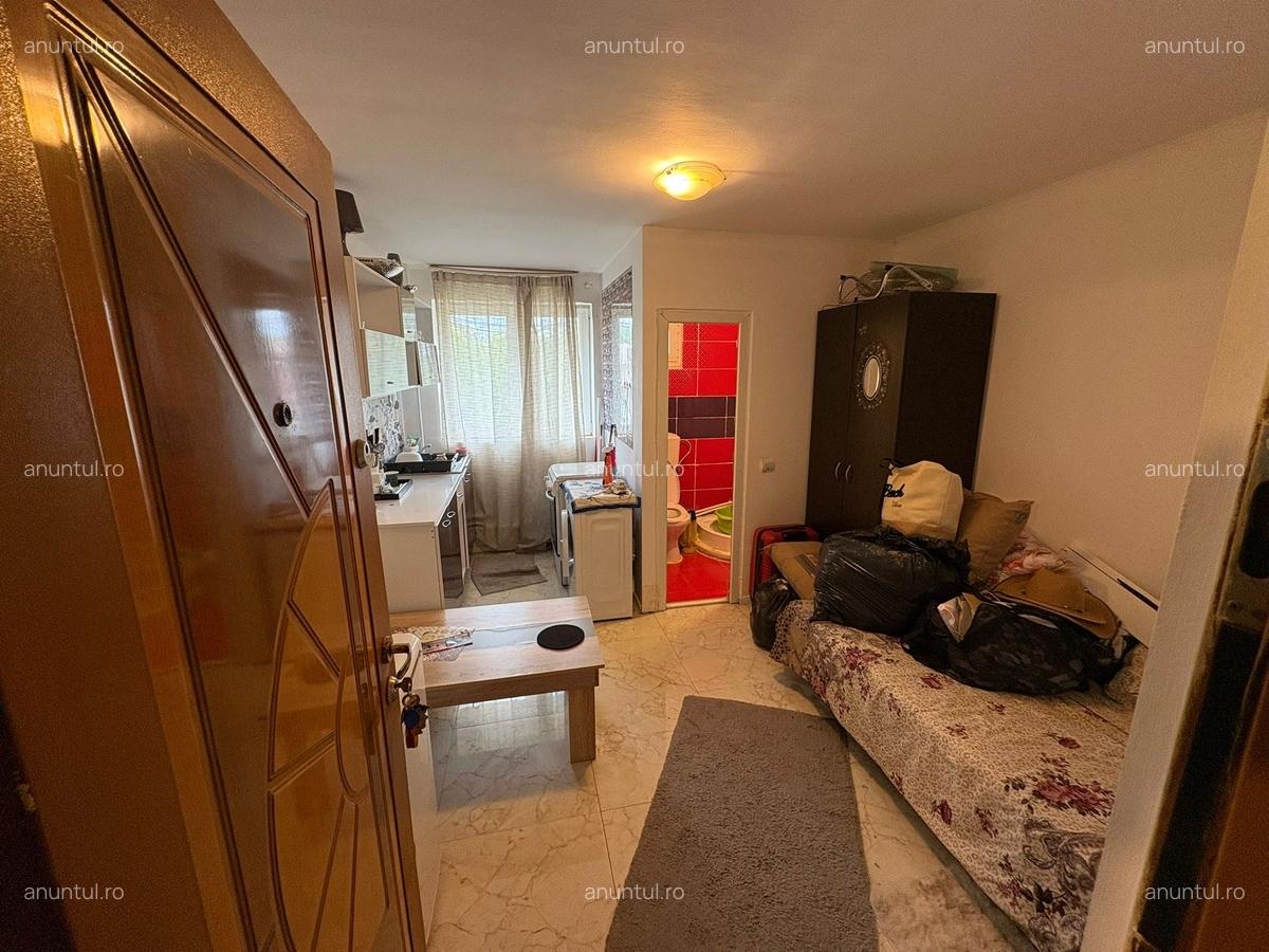 Sector 3 Vand garsoniera - 3