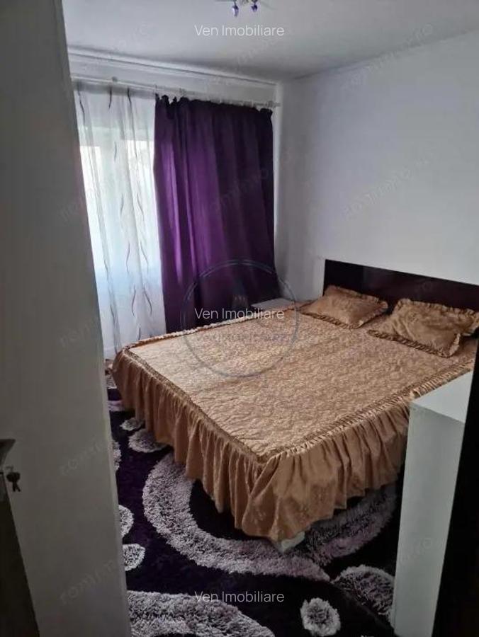Apartament 3 camere-75mp- Bd Independentei - 2