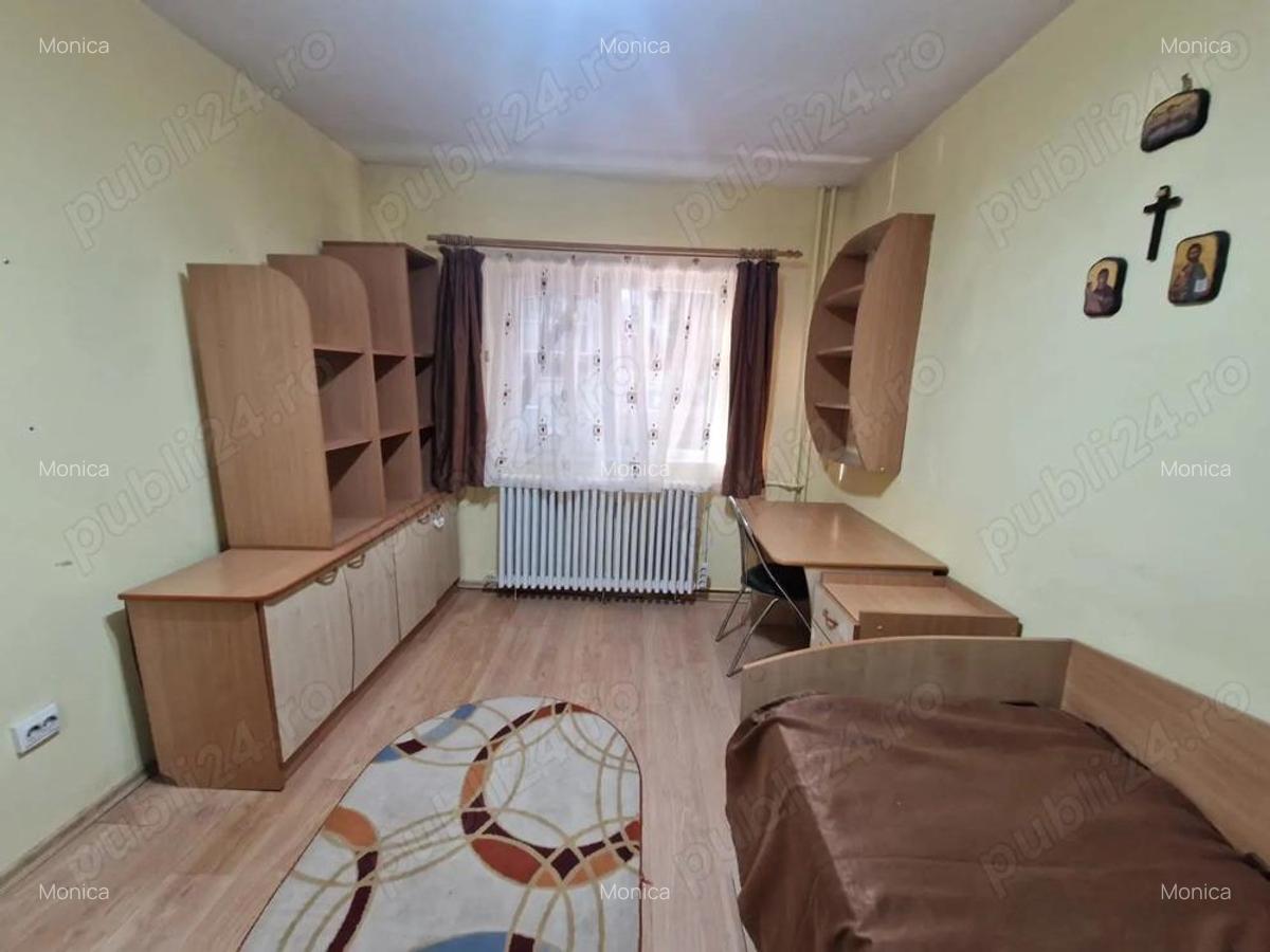 Apartament 3 camere decomandat , 2 Bai, Aradului - 2