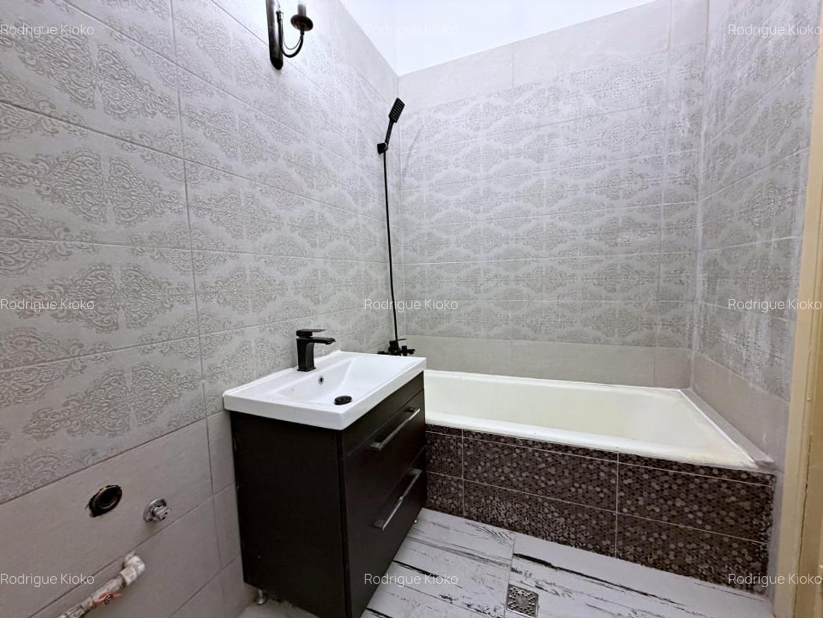 Garsoniera zona Calea Victoriei – 34 mp, locatie premium, bloc 1940 - 6